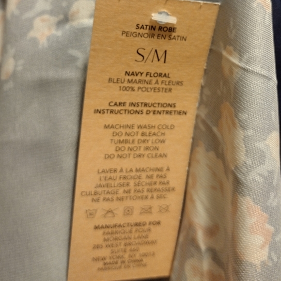 Morgan Lane Satin Robe - Picture 7 of 8